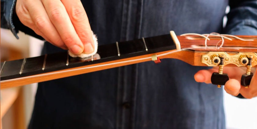 Cuidados Guitarra Española