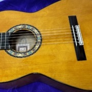 Mejor guitarra española para principiantes