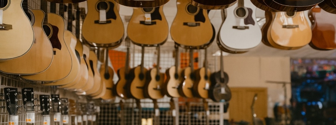 guitarra artesana vs. guitarra industrial